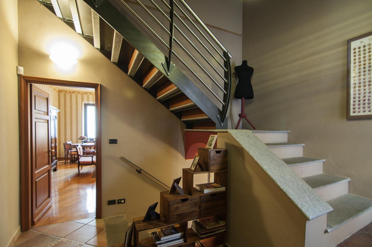 Casa Asso Di Coppe B&B Alba  Dış mekan fotoğraf