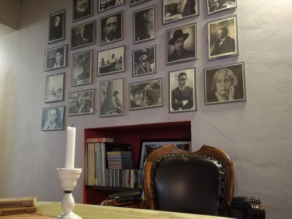 Casa Asso Di Coppe B&B Alba  Dış mekan fotoğraf
