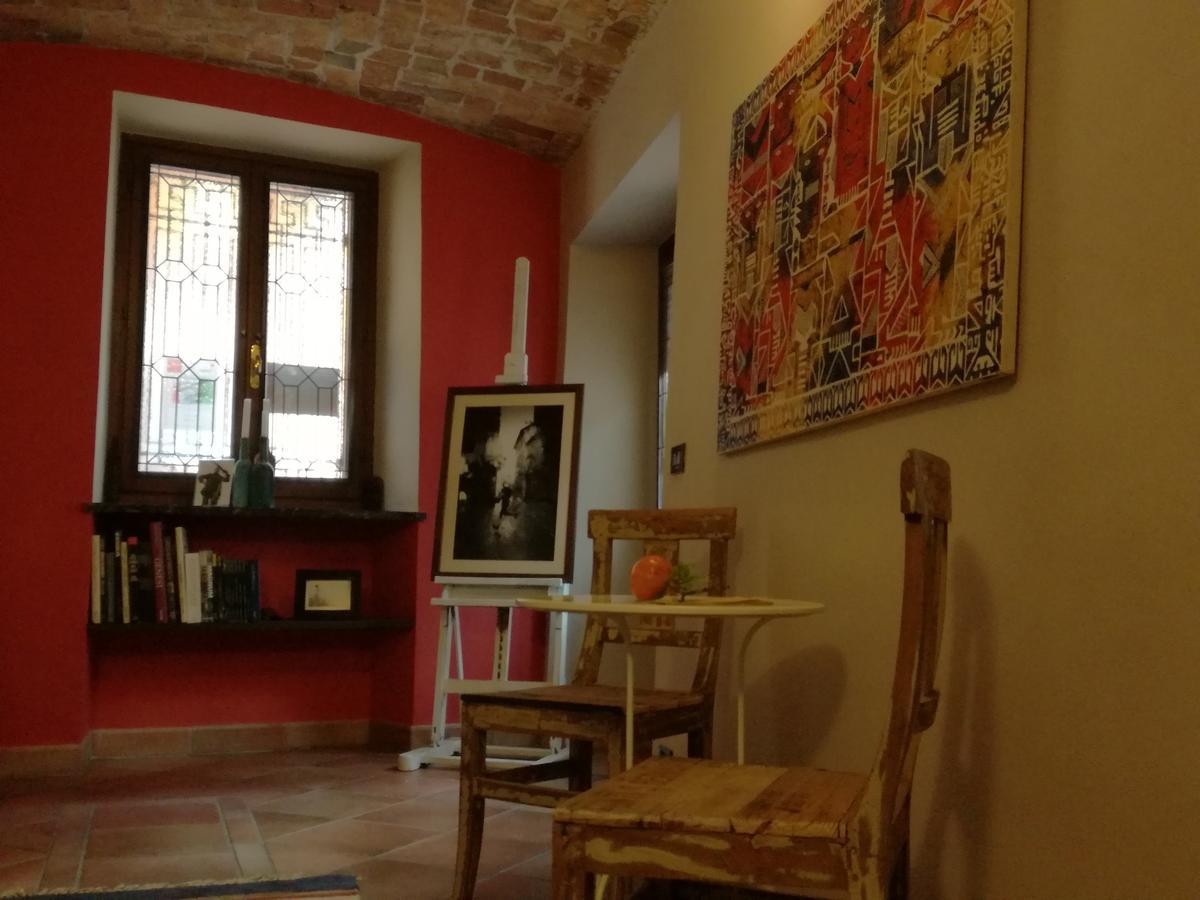 Casa Asso Di Coppe B&B Alba  Dış mekan fotoğraf